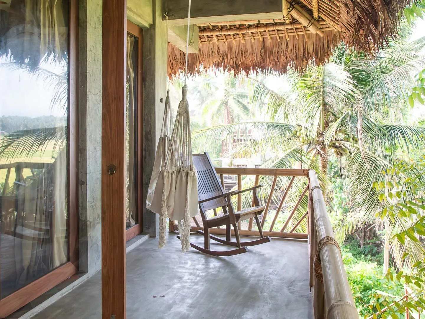 King Suite balcony with volcano view