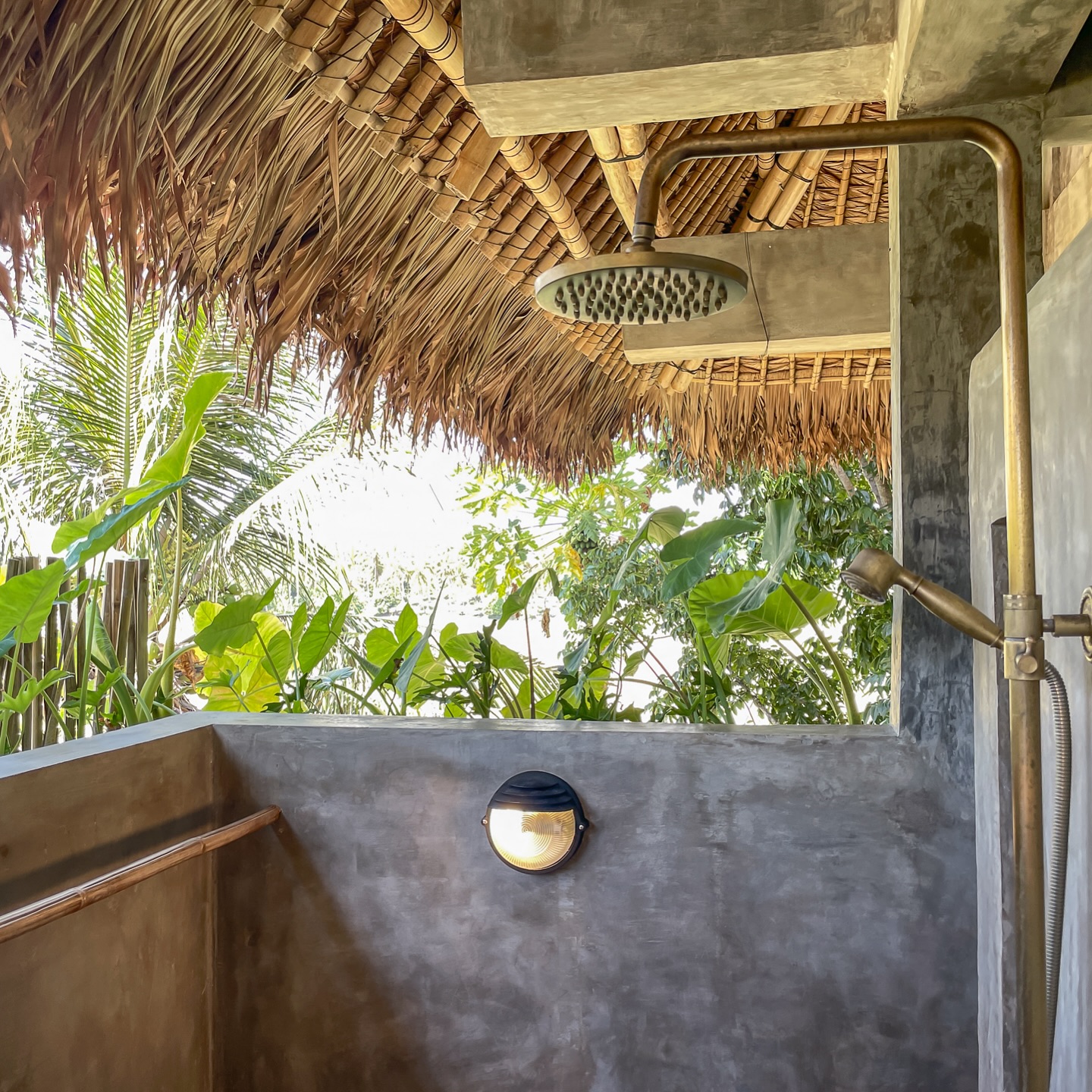 King Suite Shower
